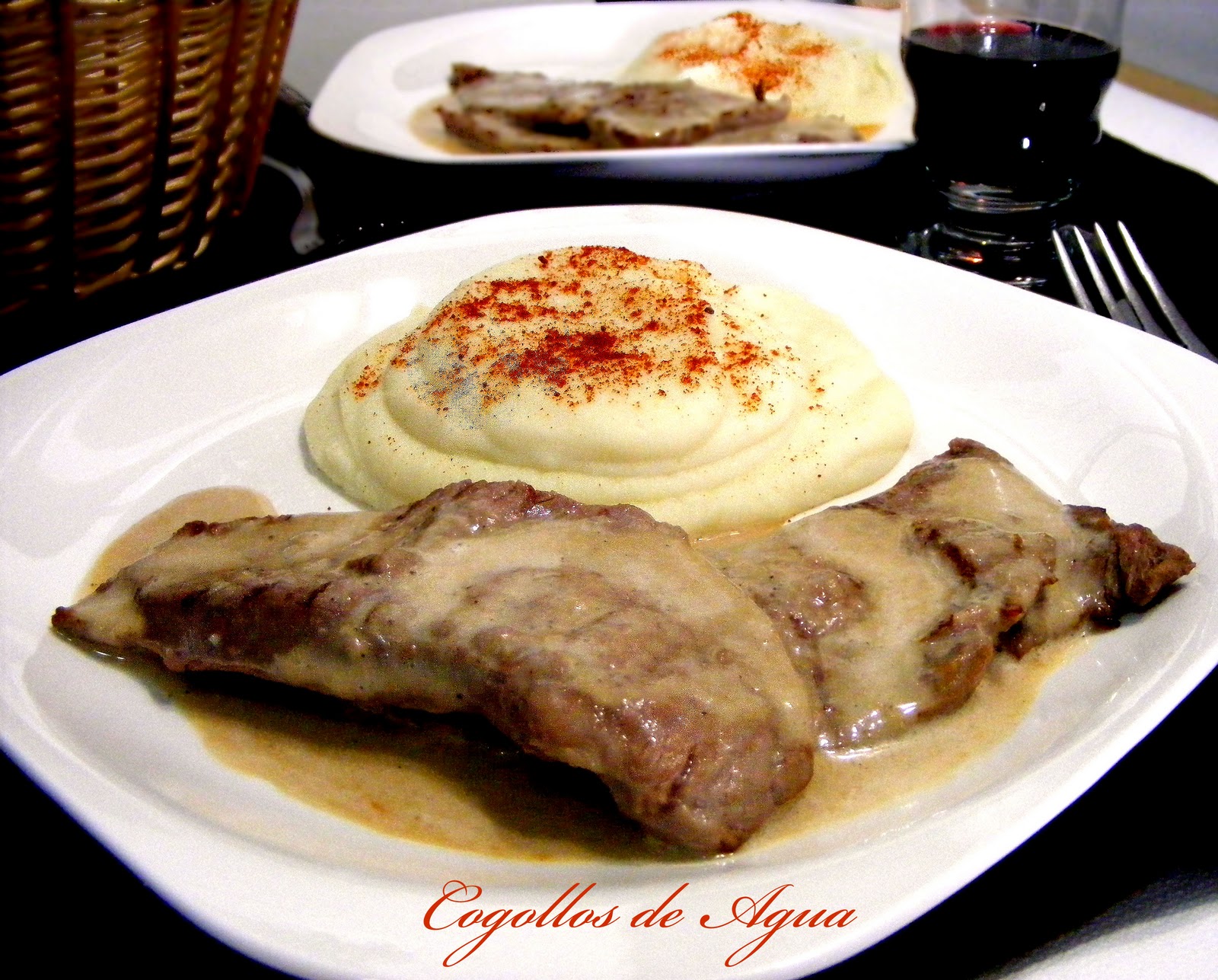 TERNERA EN SALSA MARSALA Cogollos de Agua