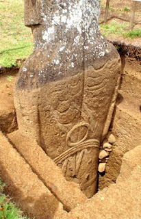 moáis de isla de Pascua, desenterrados moáis de isla de Pascua, desenterrados