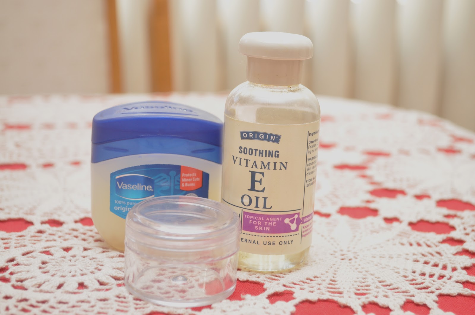 Little Tree Vintage Sugar & Vitamin E Lip Scrub DIY