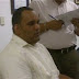 Entregan otro de los hombres vinculados a robo de cajas de whisky y muerte de chofer La Comisión Nacional de los Derechos Humanos (CNDH) entregó hoy a la Policía a Juan Lachapelle, a quien agentes oficiales habían declarado como prófugo por el robo de 300 cajas de whisky y la muerte de un chofer. Manuel María Mercedes, presidente de la CNDH, realizó la entrega y pidió a las autoridades garantizar la vida de Lachapelle. En el local, propiedad de Lachapelle, fueron recuperadas 275 cajas de whisky de las 300 robadas. Por el robo del camión, las 300 cajas de whisky y la muerte del chofer Reynaldo Antonio Acosta, son perseguidos, además, los nombrados Gervasio Nolasco (Rey), Juan de Dios López, Américo Pérez Marine, Milciades Hernández, el ex capitán policial Henris Sánchez Moreta y el ex sargento mayor de la Policía, Ramón Antonio Durán López.La Comisión Nacional de los Derechos Humanos (CNDH) entregó hoy a la Policía a Juan Lachapelle, a quien agentes oficiales habían declarado como prófugo por el robo de 300 cajas de whisky y la muerte de un chofer. Manuel María Mercedes, presidente de la CNDH, realizó la entrega y pidió a las autoridades garantizar la vida de Lachapelle. En el local, propiedad de Lachapelle, fueron recuperadas 275 cajas de whisky de las 300 robadas. Por el robo del camión, las 300 cajas de whisky y la muerte del chofer Reynaldo Antonio Acosta, son perseguidos, además, los nombrados Gervasio Nolasco (Rey), Juan de Dios López, Américo Pérez Marine, Milciades Hernández, el ex capitán policial Henris Sánchez Moreta y el ex sargento mayor de la Policía, Ramón Antonio Durán López.La Comisión Nacional de los Derechos Humanos (CNDH) entregó hoy a la Policía a Juan Lachapelle, a quien agentes oficiales habían declarado como prófugo por el robo de 300 cajas de whisky y la muerte de un chofer. Manuel María Mercedes, presidente de la CNDH, realizó la entrega y pidió a las autoridades garantizar la vida de Lachapelle. En el local, propiedad de Lachapelle, fueron recuperadas 275 cajas de whisky de las 300 robadas. Por el robo del camión, las 300 cajas de whisky y la muerte del chofer Reynaldo Antonio Acosta, son perseguidos, además, los nombrados Gervasio Nolasco (Rey), Juan de Dios López, Américo Pérez Marine, Milciades Hernández, el ex capitán policial Henris Sánchez Moreta y el ex sargento mayor de la Policía, Ramón Antonio Durán López.