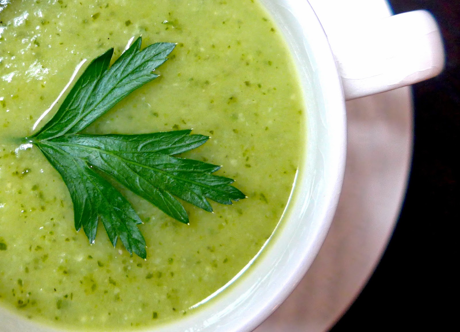 zucchini soup Facile by Cécile