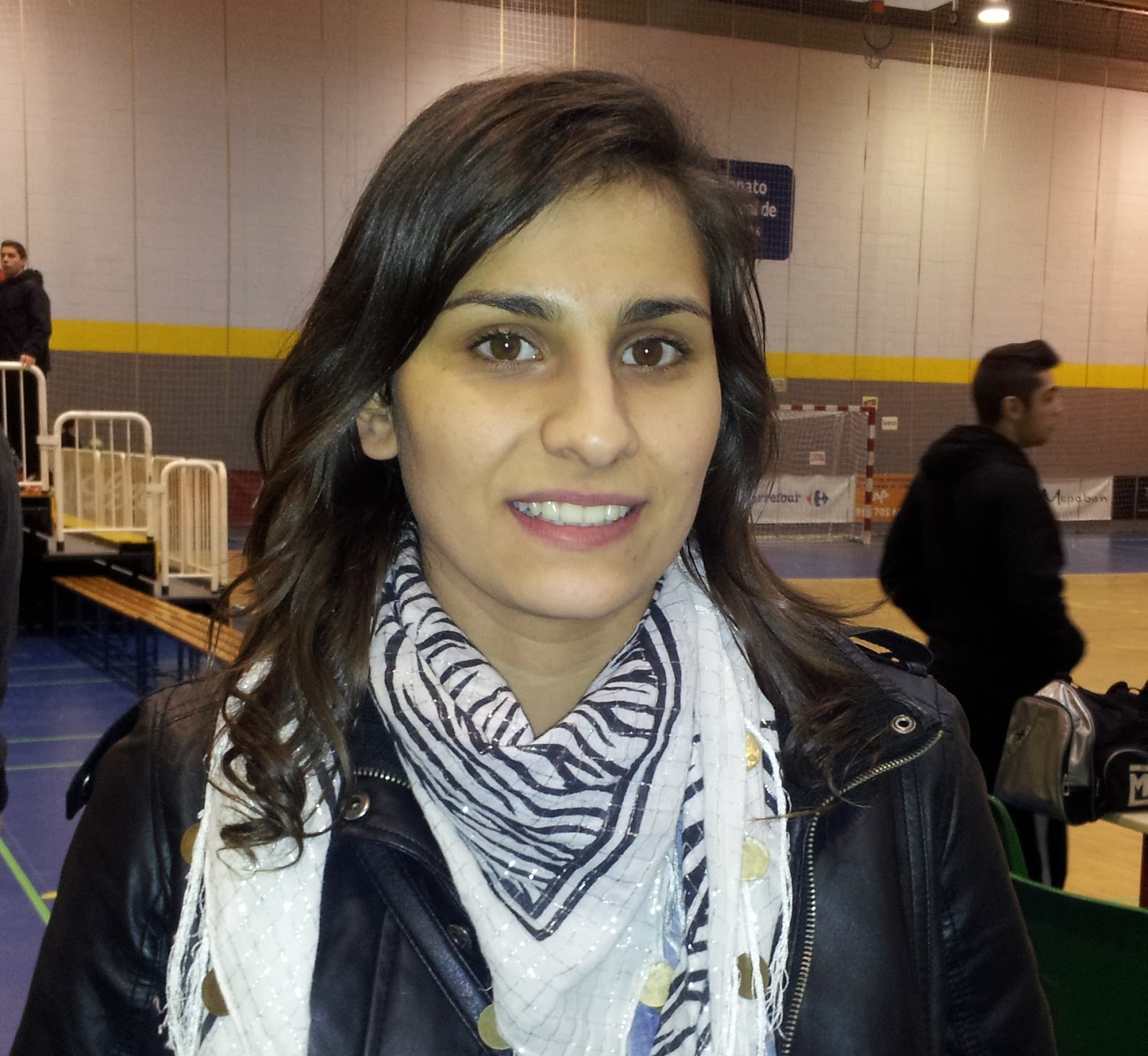 LOURDES GUERRA «HAY QUE ARRIMAR EL HOMBRO» Deporte Cien Por Cien