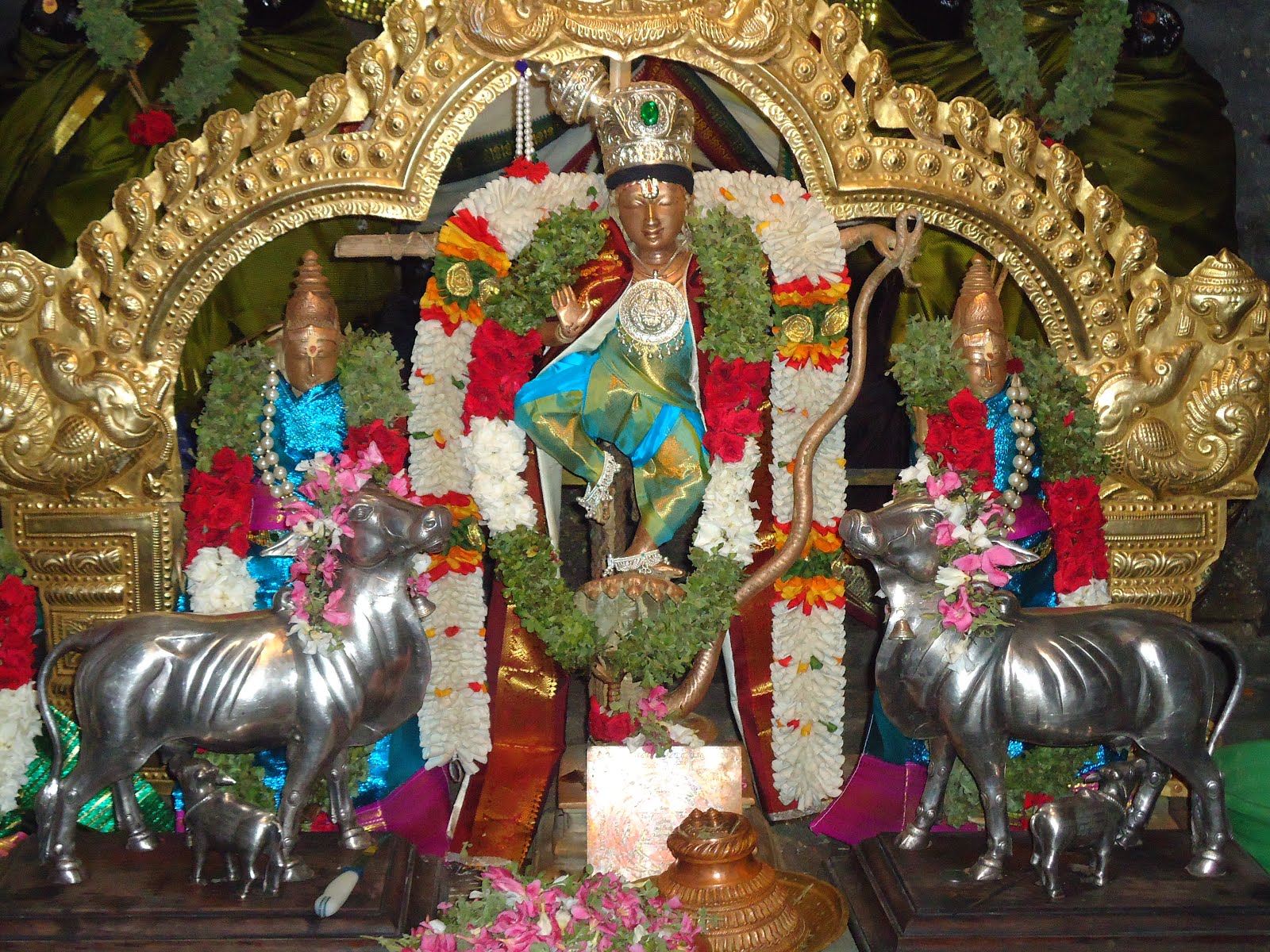 Shri Kalinga Narthana Perumal Koil, Oothukadu