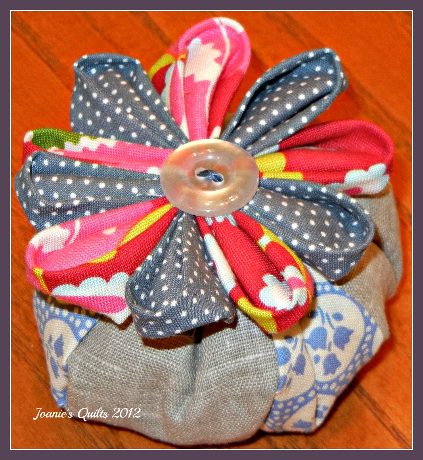 Joanie's Trendy Quilts Pin Cushions Revisited