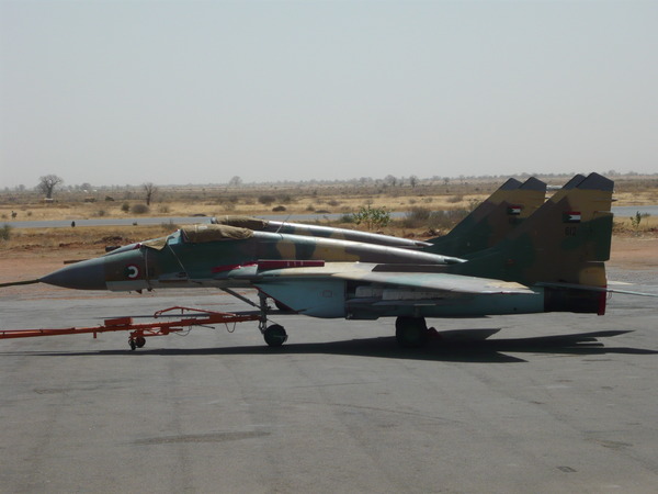 ★ الميج 29 في صور تروي قصص ! ★ SUDAN+MIG-29+612