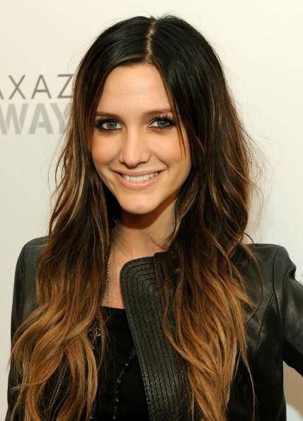 coloured hair ends
