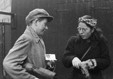 The School of Jan de Jong: Truus Oversteegen - 16yo female Resistance