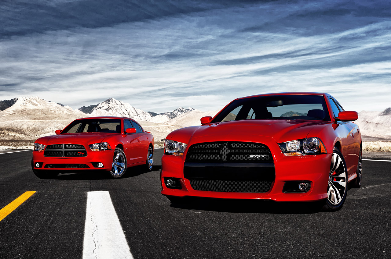 http://4.bp.blogspot.com/-_xG7FMeLINc/TsOEcPzBkXI/AAAAAAAAQe4/35j-e8AJR1w/s1600/2012_charger_srt8_images_007.jpg