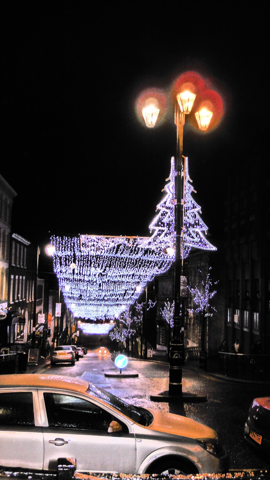 Gonzaga in Derry 2013 Christmas Around the World