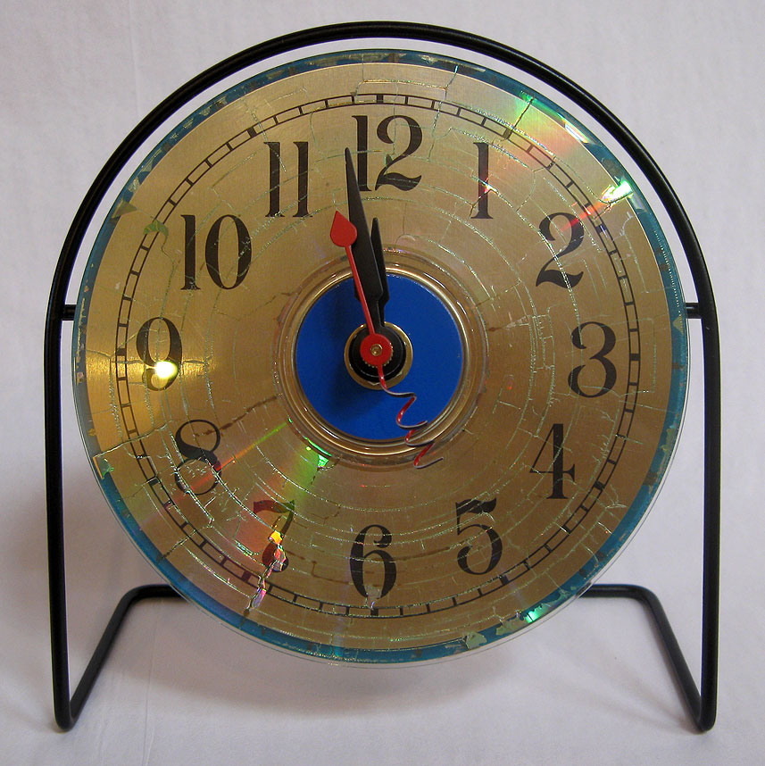 Made in America from Vintages of Los Gatos Makin' Time Computer Art Clocks