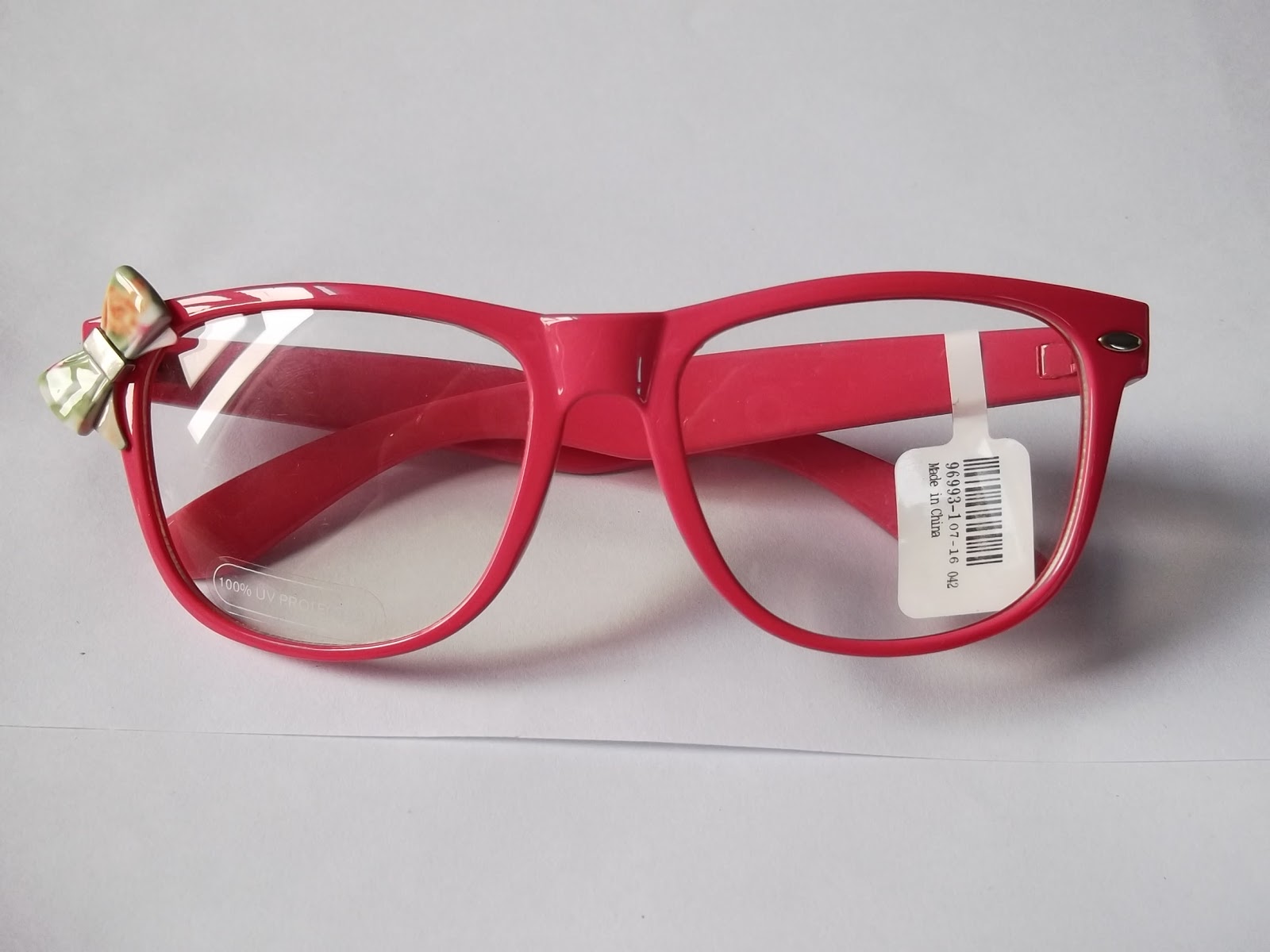 Buy Frames, Sunglasses,Contact lenses : Thick Side Red ...