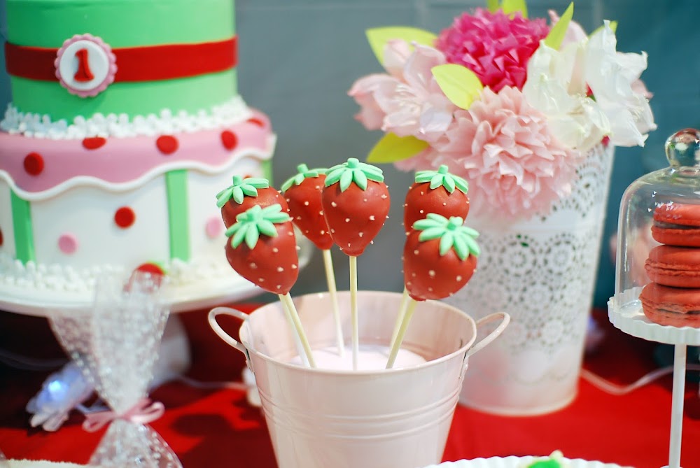 Lucy and The Runaways My Visit to the Cake Bake & Sweets Show!