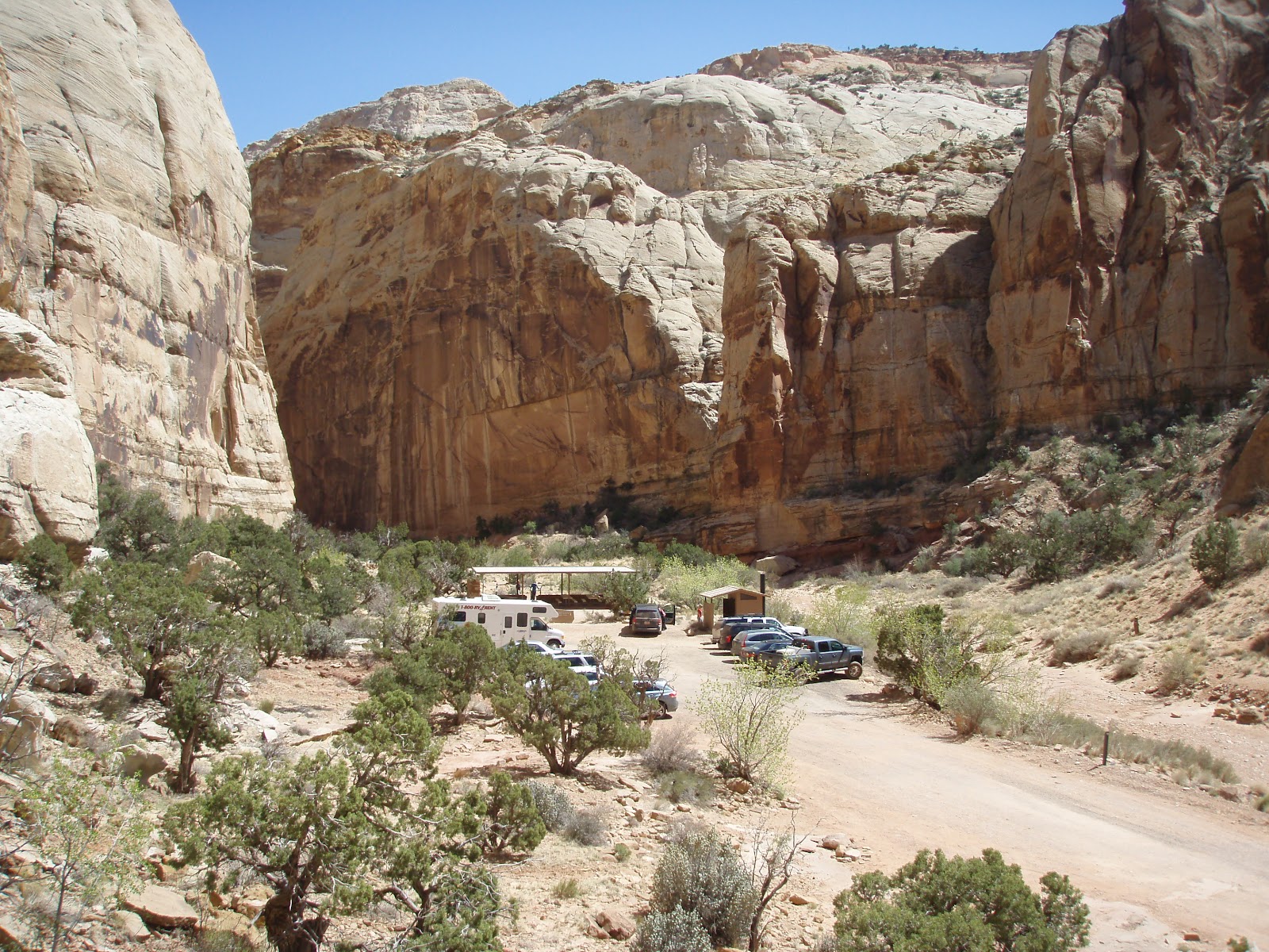 One Day in America Golden Throne Trail in the Land of the Sleeping