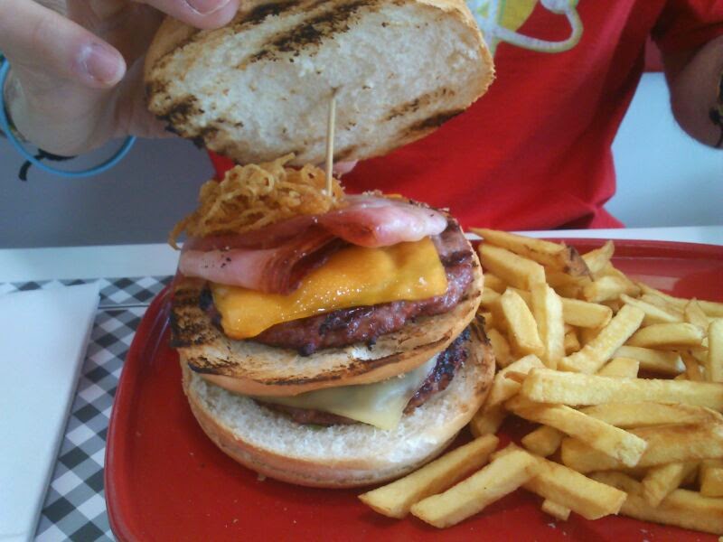 Gourmets en acción Buscando la mejor hamburguesería de Valladolid (V