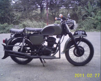 Modifikasi Gl 100 Klasik modifikasi honda gl 100 neo klasik drag mania jogjakarta Modifikasi Gl 100 Klasik modifikasi honda gl 100 neo klasik drag mania jogjakarta