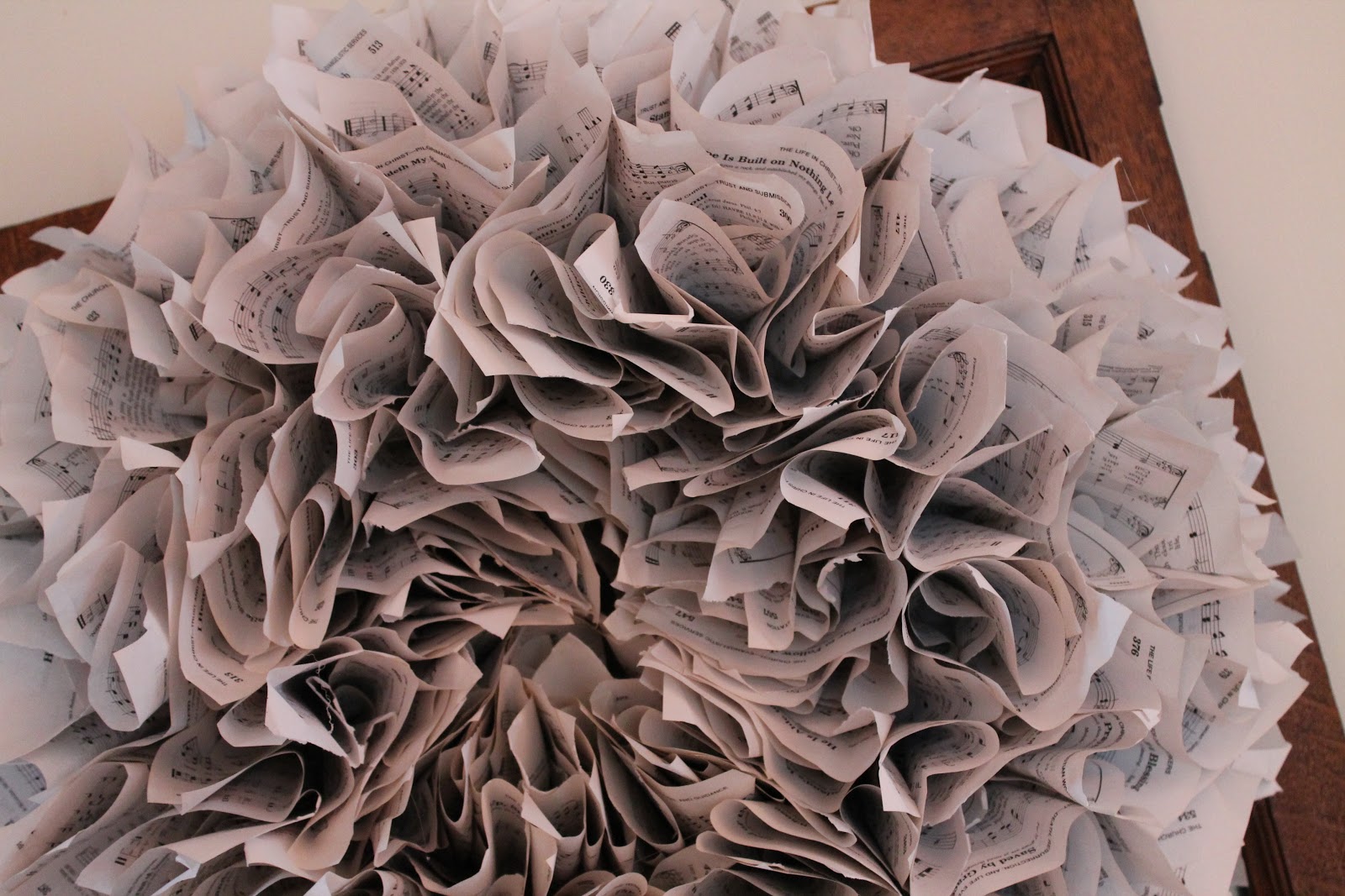 Elizabeth & Co. Ruffled Sheet Music Wreath Tutorial