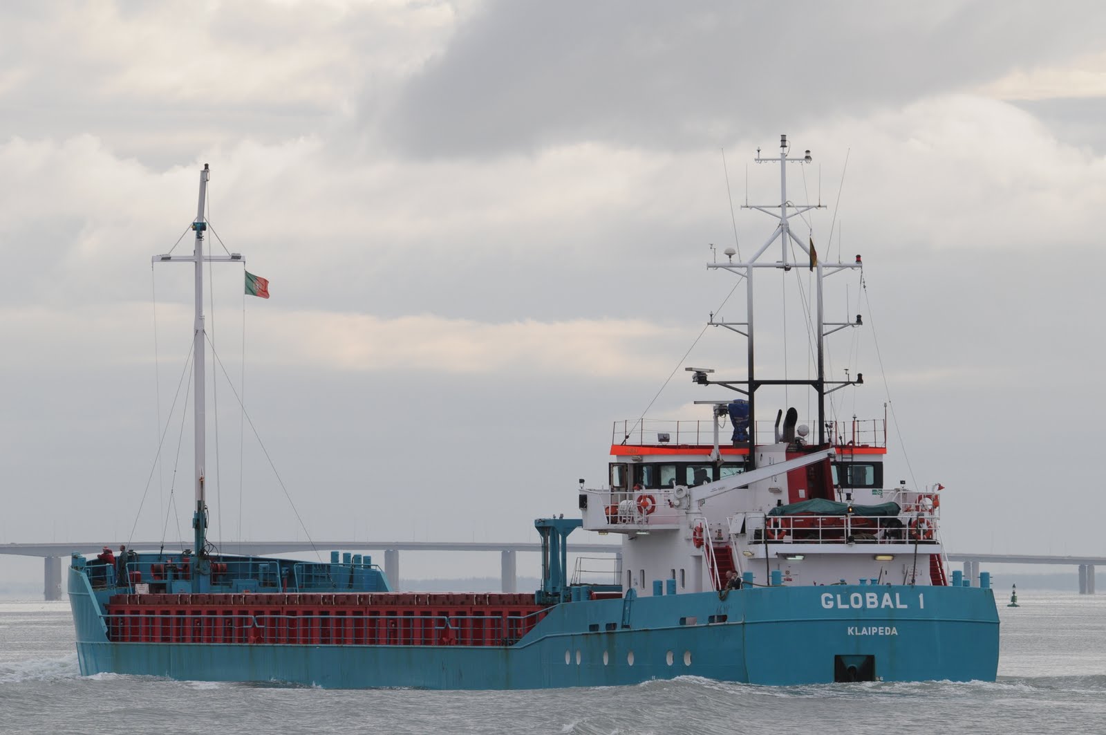 SHIPS & THE SEA BLOGUE dos NAVIOS e do MAR Short sea trader GLOBAL 1