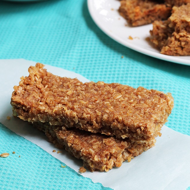 Mix it Up Quinoa Granola Bars