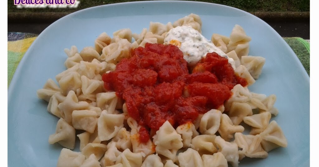 Délices and co MANTI / RAVIOLIS TURQUES A LA SAUCE TOMATE ET AU YAOURT