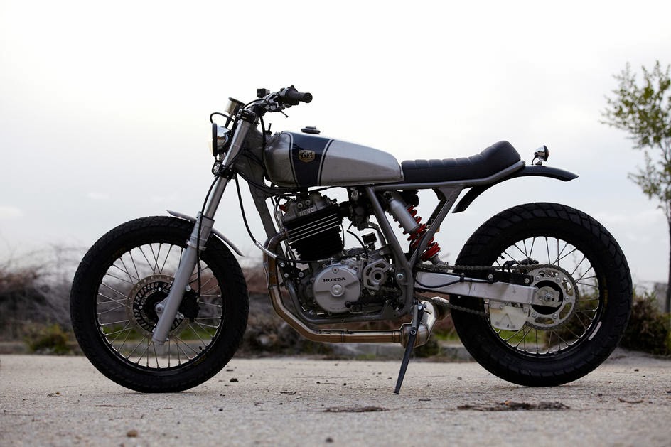 Cafe Racer Special: Honda XR 600 Street Tracker by CRD