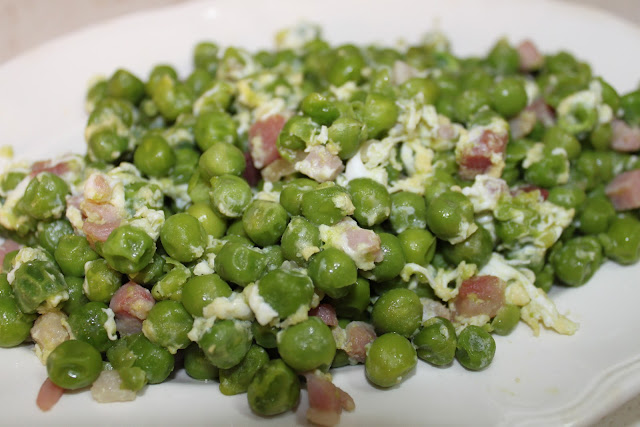 GUISANTES CON JAMÓN