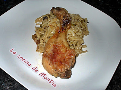 Pollo Guisado Con Fideos
