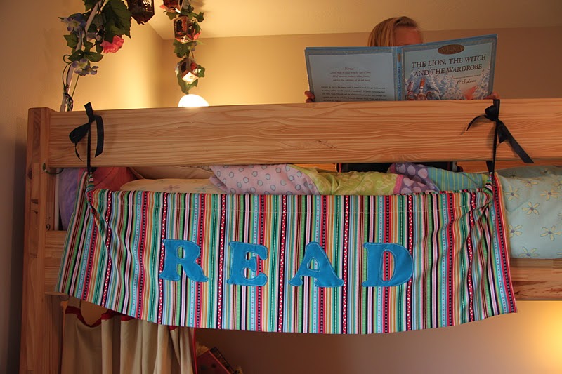 Kara's Creative Place Bunk or Loft Bed Hanging Book Shelf