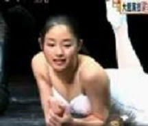 石原さとみ ポロリ画像