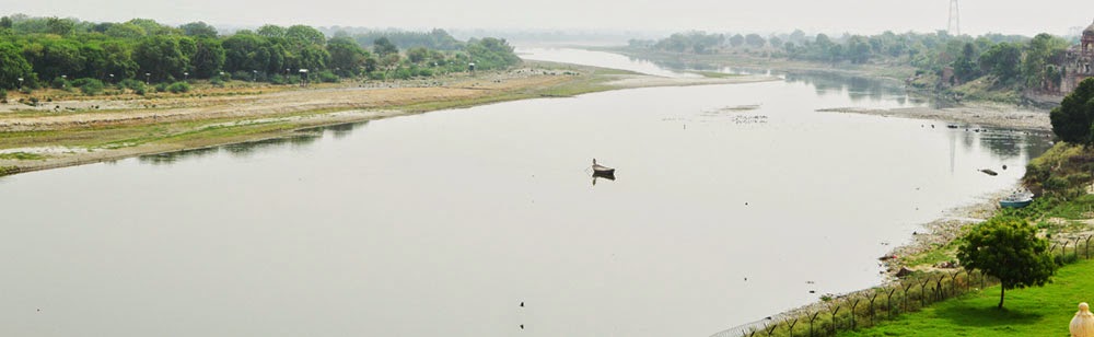 Yamuna River back side taj mahal beautiful yamuna river taj mahal