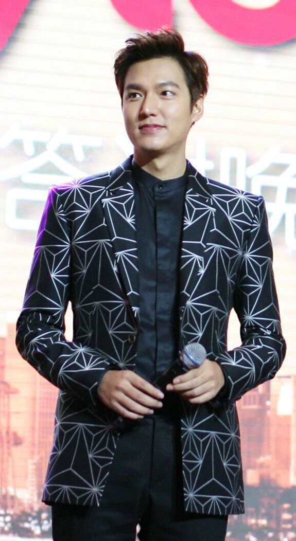 min ho new year gala the imaginary world of monika min ho lg styler gala min ho new year gala the imaginary world of monika min ho lg styler gala