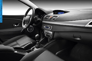 Renault megane car 2013 interior - صور سيارة رينو ميجان 2013 من الداخل Renault megane car 2013 interior - صور سيارة رينو ميجان 2013 من الداخل