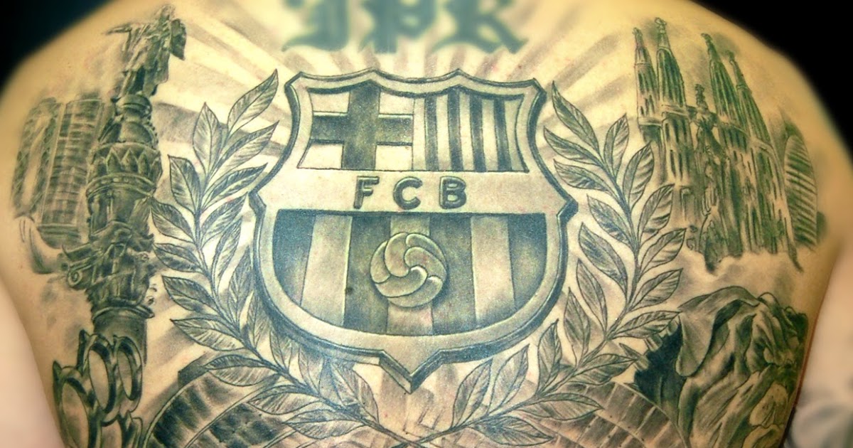 CosaFina tattoo Carlos Art Studio: tatuaje espalda escudo ...