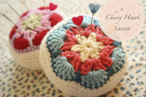 http://sandra-cherryheart.blogspot.co.uk/2013/01/crocheted-african-flower-pincushion.html
