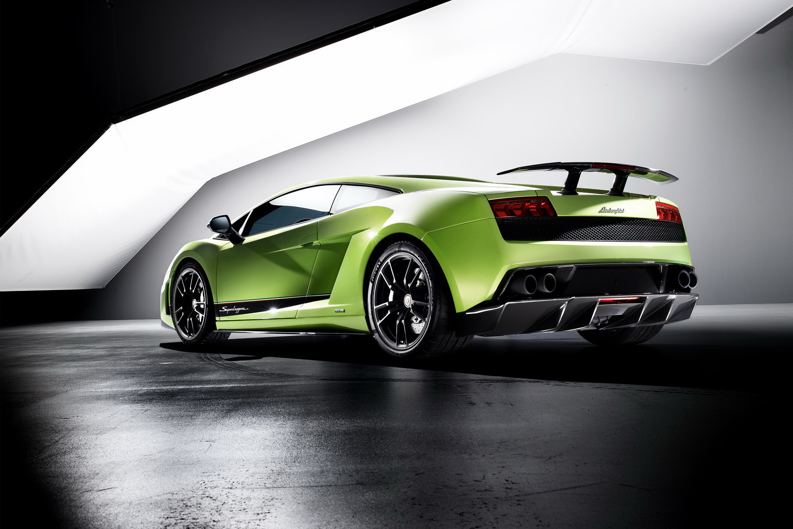Luxury Lamborghini Cars: Lamborghini Gallardo Sv