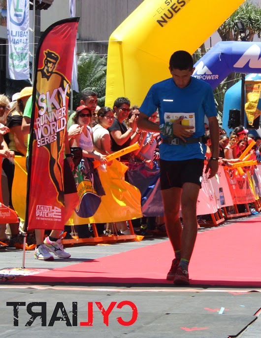 Manuel Merillas, en la llegada a la meta de la Transvulcania 2015. /TRAILCYL Manuel Merillas, en la llegada a la meta de la Transvulcania 2015. /TRAILCYL