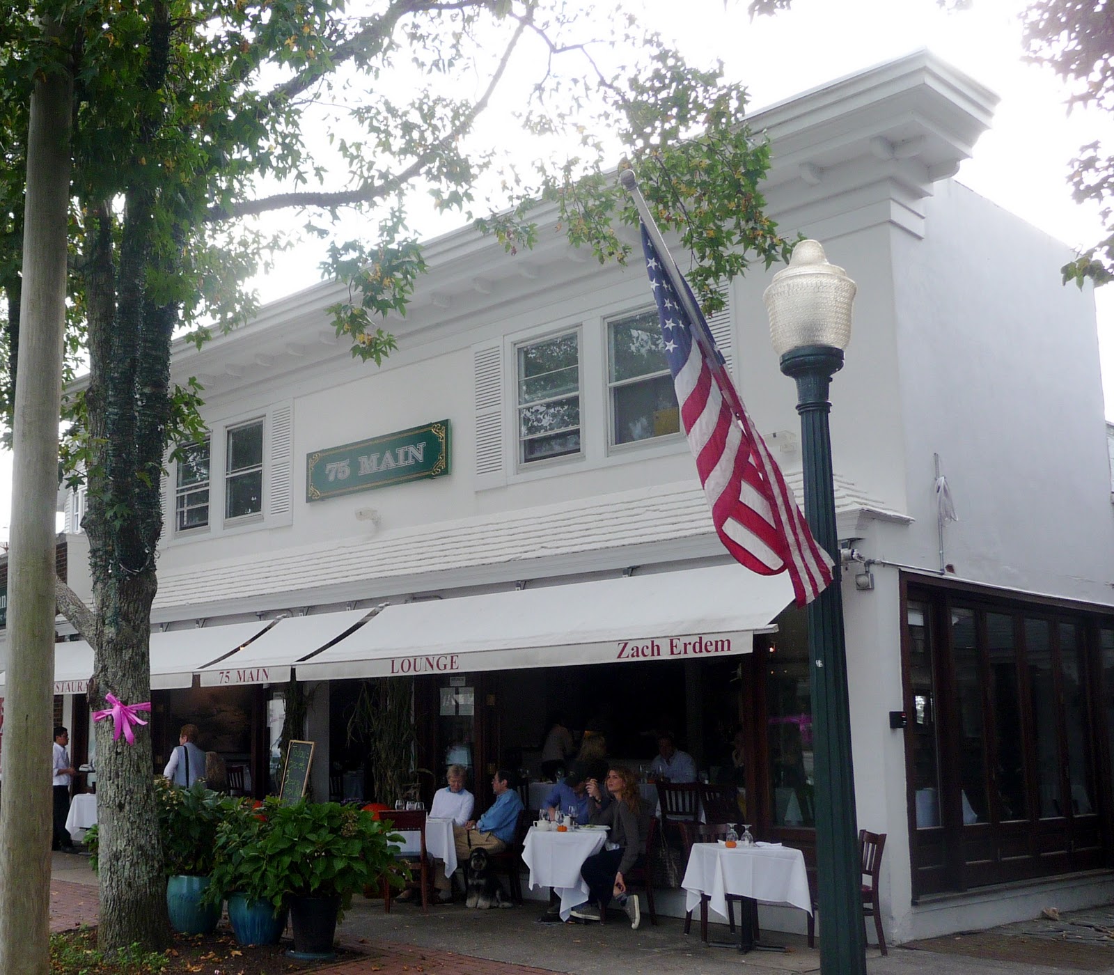 75 MAIN RESTAURANT LOUNGE CLUBSOUTHAMPTON N. Y.