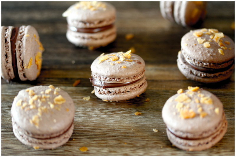 Foodagraphy. By Chelle. Chocolate hazelnut feuilletine macarons