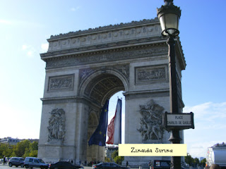 Paris. Arcul de triumf din Piata Charles de Gaulle paris-arcul-de-triumf-din-piata-charles-de-gaulle