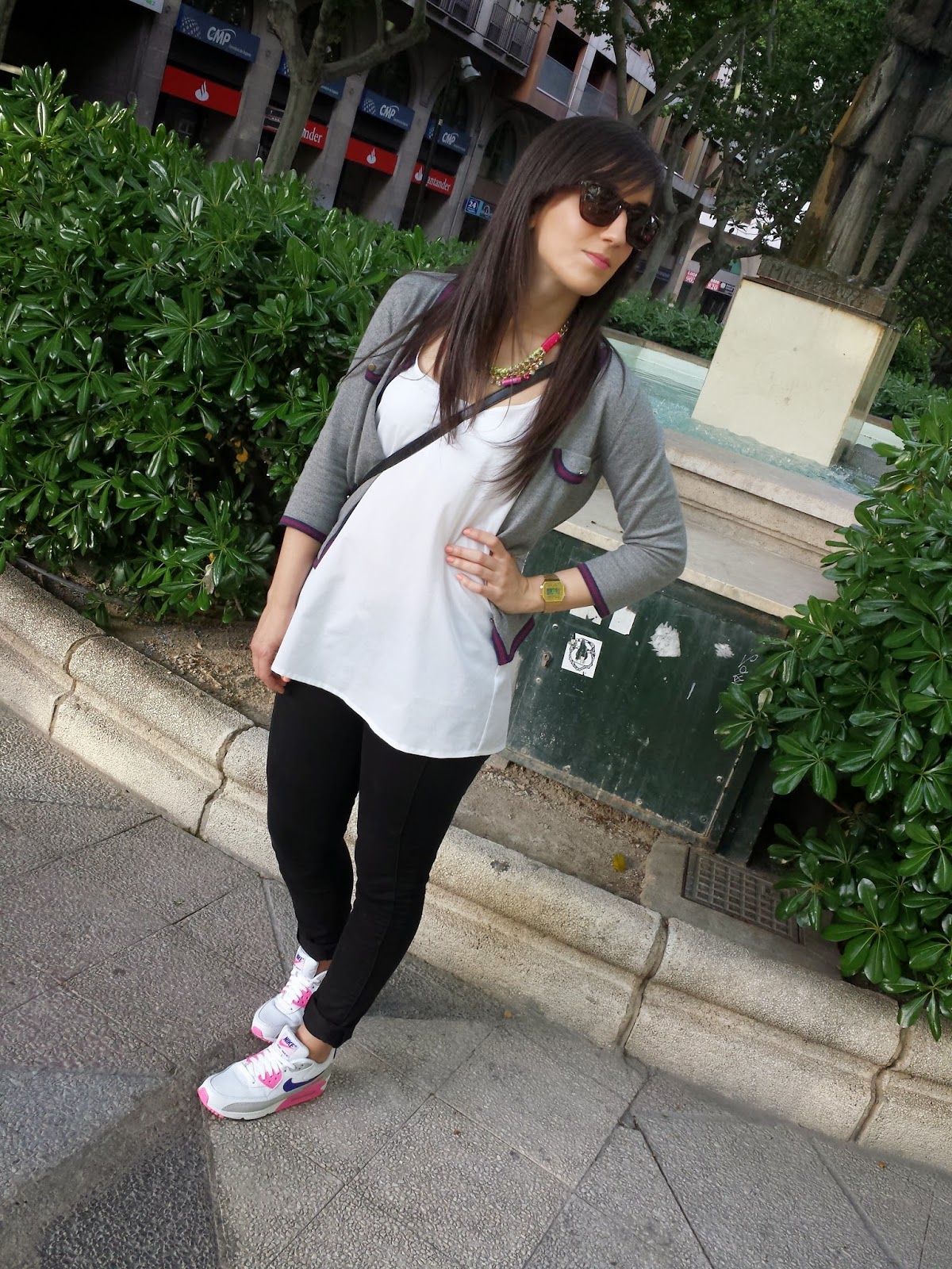 womens air max outfit