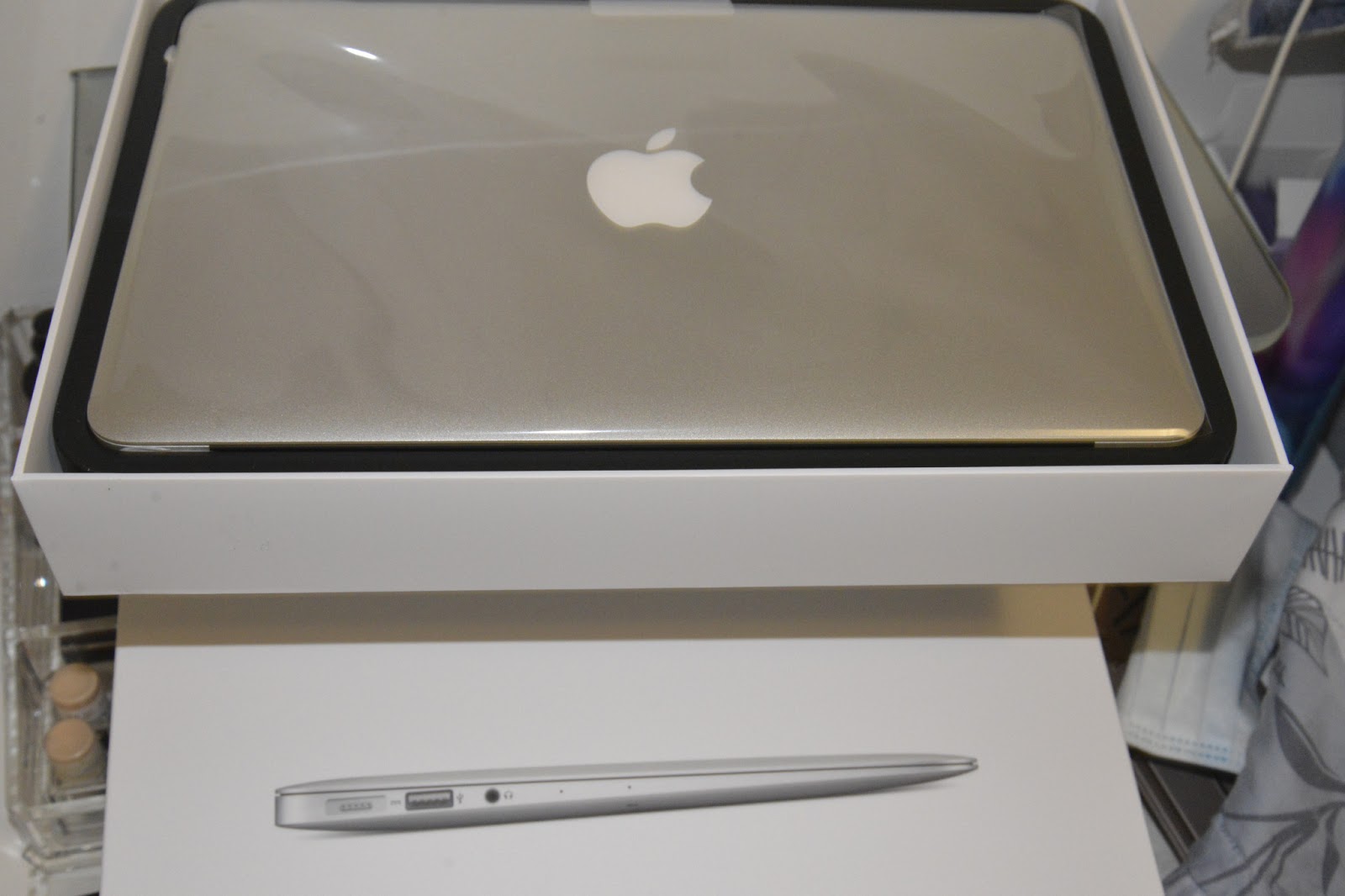Jelly Q Macbook Air (Mid 2013) unboxing / Macbook air 11" & 13" size