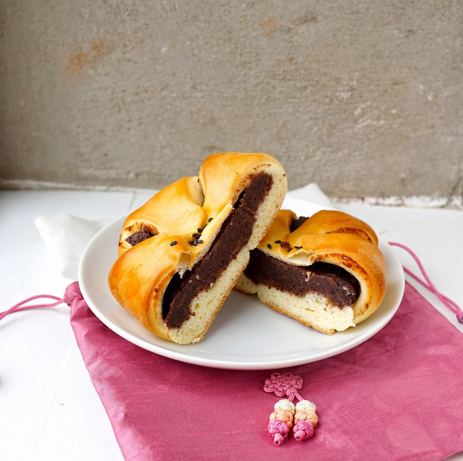 Miss Hangrypants Red Bean Flower Bread 팥빵
