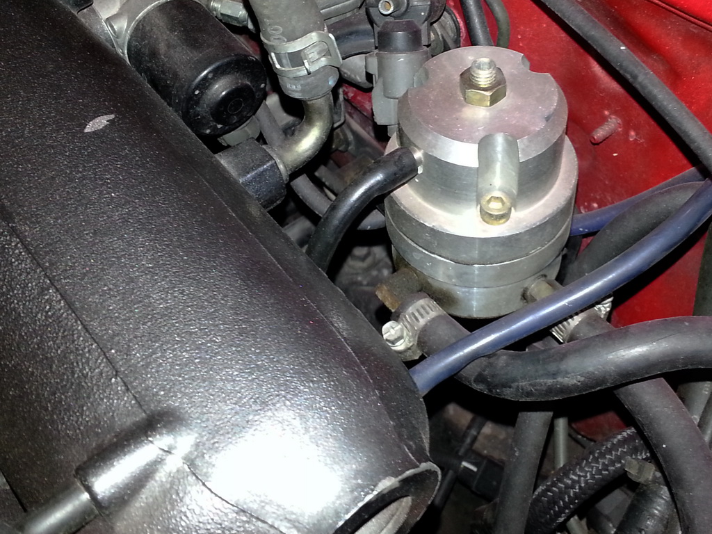 Honda CIVIC EG6 AEM Fuel Regulator