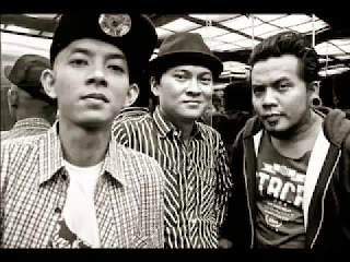 free download lagu mp3 Kampung Halaman - Endank Soekamti + syair dan Lirik serta gambar kunci chord gitar lengkap terbaru 2013 , Video Klip