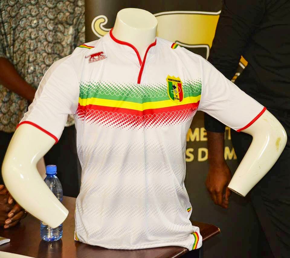 Référence14Sport.ml: Mali : «Madiba», le nouveau maillot des Aigles