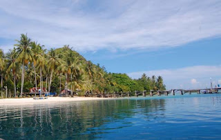 Pasumpahan Island