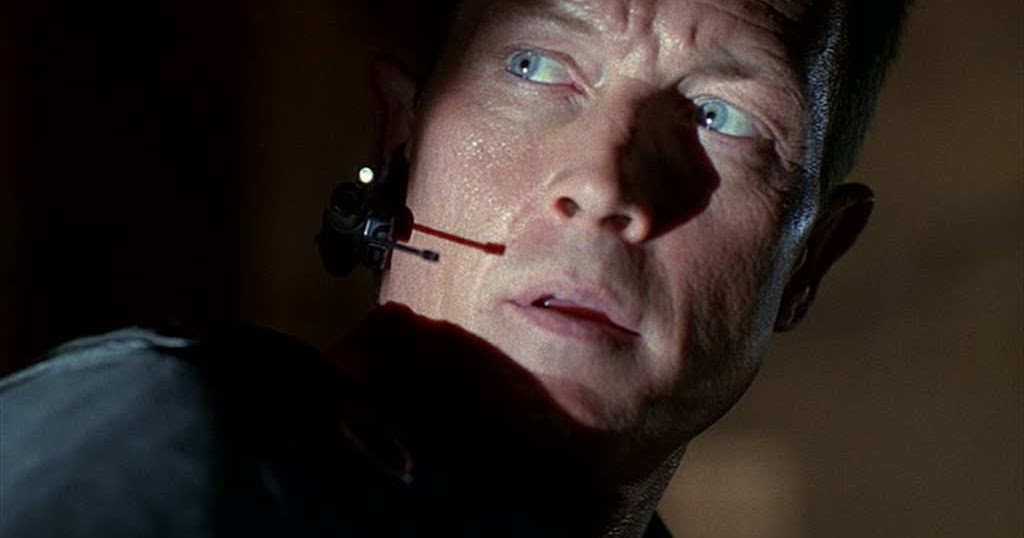 Commentary The XFiles Medusa (8.12)