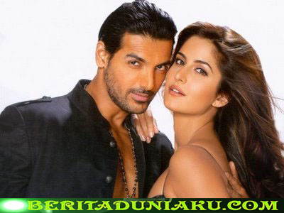 John Abraham and Bipasha Basu Hottest Kiss and Love Pictures Updates