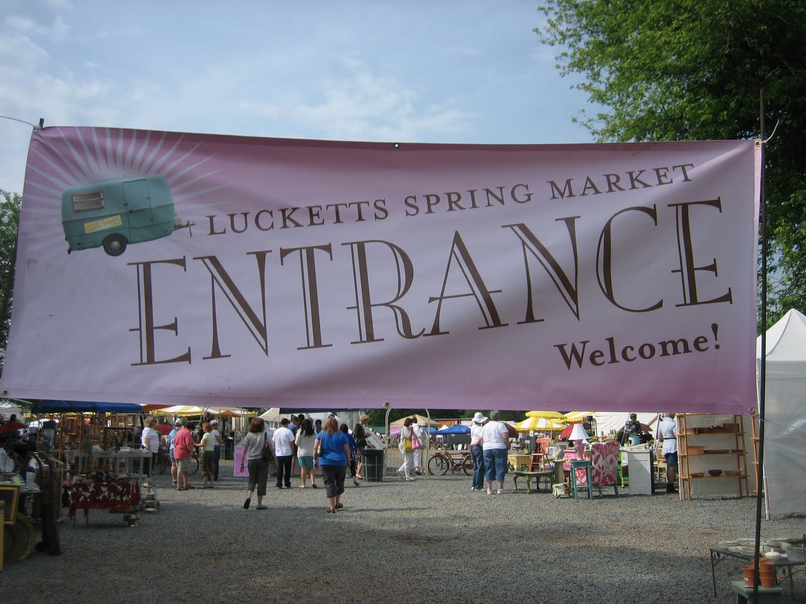 Elizabeth & Co. Lucketts Spring Market Weekend