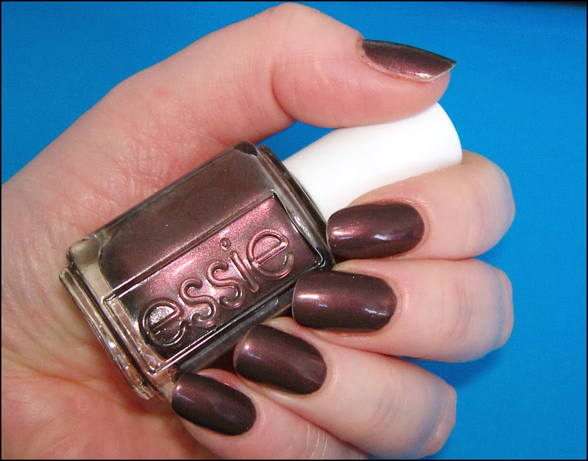 Essie Sable Collar co to za kolor? Blog Moniszona