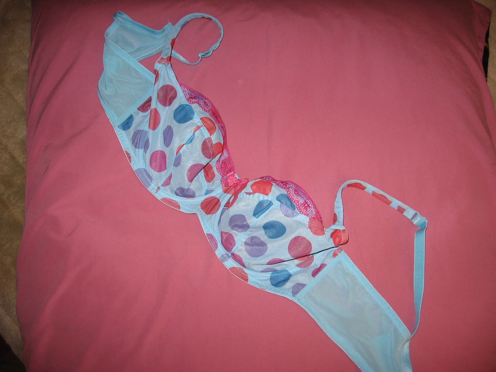 Männerbusensupport Wenn Männer BH tragen / Support for men boobs men wear bra Empfehlung